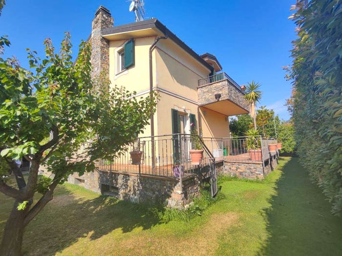 Casa quadrilocale in vendita in Centro, Villanova d'Albenga