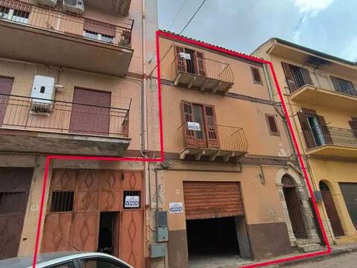 Casa con 6 locali in vendita in Via Casola, Cattolica Eraclea