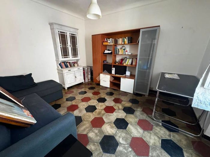 Appartamento trilocale in vendita in Via Walter Fillak, Sampierdarena, Genova