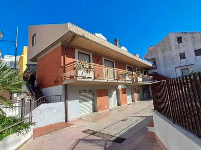 Appartamento con 6 locali in vendita in Viale Annunziata No Number, Annunziata Bassa, Messina