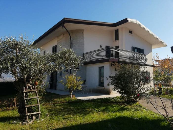 Casa con 6 locali in vendita in Strada Provinciale Caiazzo Castel Campagnano, Castel Campagnano