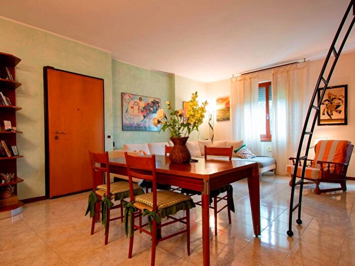 Appartamento quadrilocale in vendita in Via Ardengo Soffici, Le Fontanelle, Prato