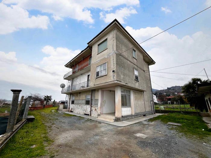 Appartamento con 5 locali in vendita in Via Villafalletto, Costiglione Saluzzo, Costigliole Saluzzo
