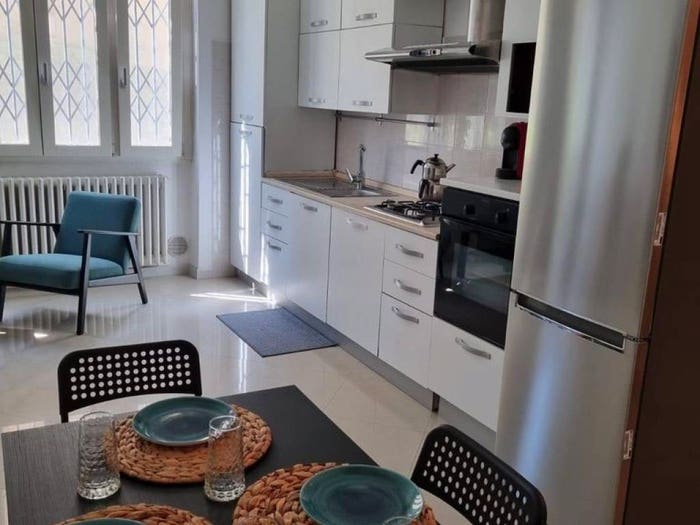 Appartamento trilocale in affitto in Via Val Bregaglia, Piazzale Siena, Milano
