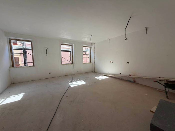 Appartamento quadrilocale in vendita in via XX settembre, Centro, Castelraimondo
