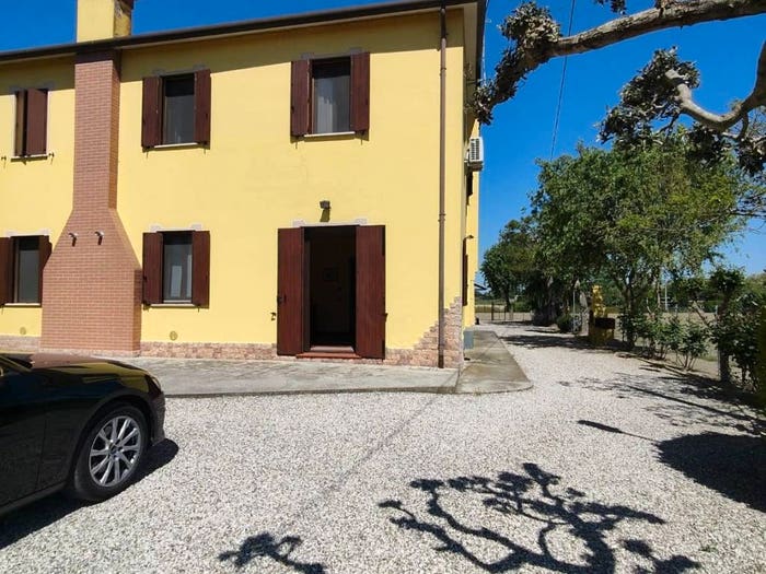 Casa con 6 locali in vendita in Via Po di Goro, Ariano nel Polesine