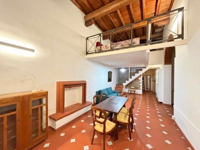 Appartamento trilocale in vendita in Via Romana, Santo Spirito, Firenze