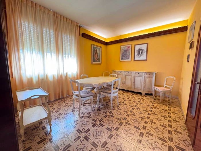 Casa con 6 locali in vendita in Meggiaro Basso, Este