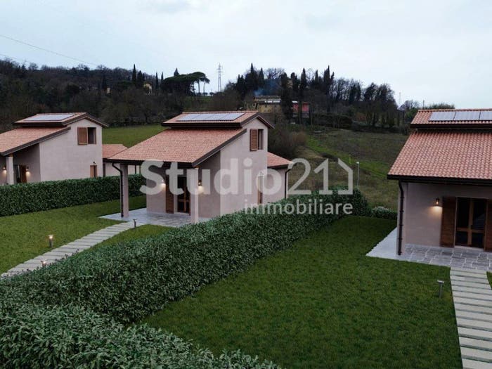 Casa quadrilocale in vendita in Restone, Figline e Incisa Valdarno