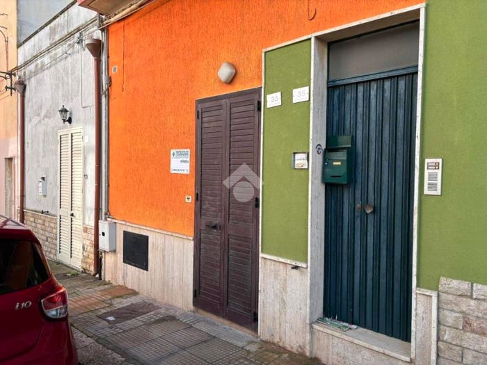 Casa bilocale in vendita in Via Camillo Benso Conte di Cavour, Alezio