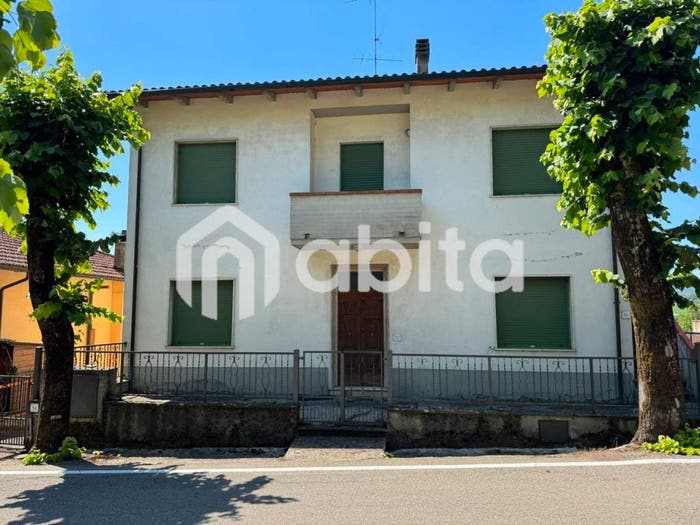 Casa quadrilocale in vendita in Via Vittorio Veneto, Laterina, Laterina Pergine Valdarno