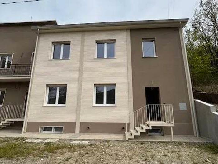 Casa trilocale in vendita in Due Bandiere, Travo
