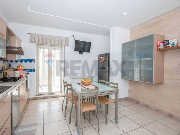 Casa trilocale in vendita in Via Circonvallazione, Centro, Caltagirone