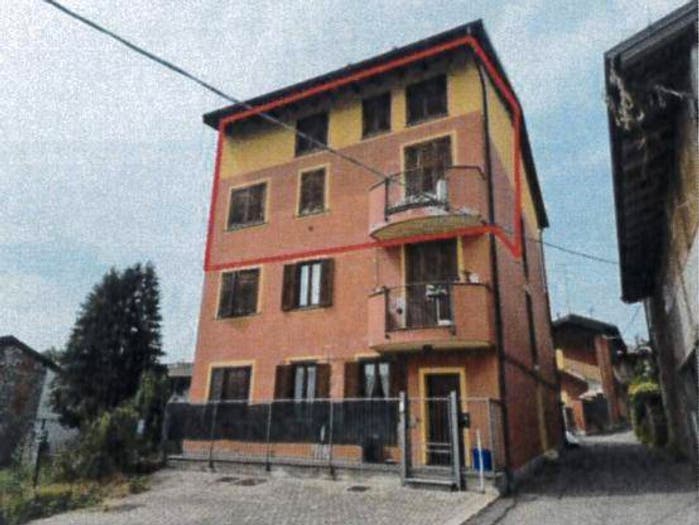 Appartamento trilocale in vendita in Località Mottalunga, Comignago