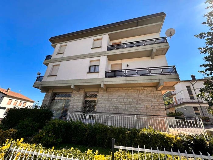 Casa trilocale in vendita in Piazza Sisto Predieri, Baragazza, Castiglione dei Pepoli