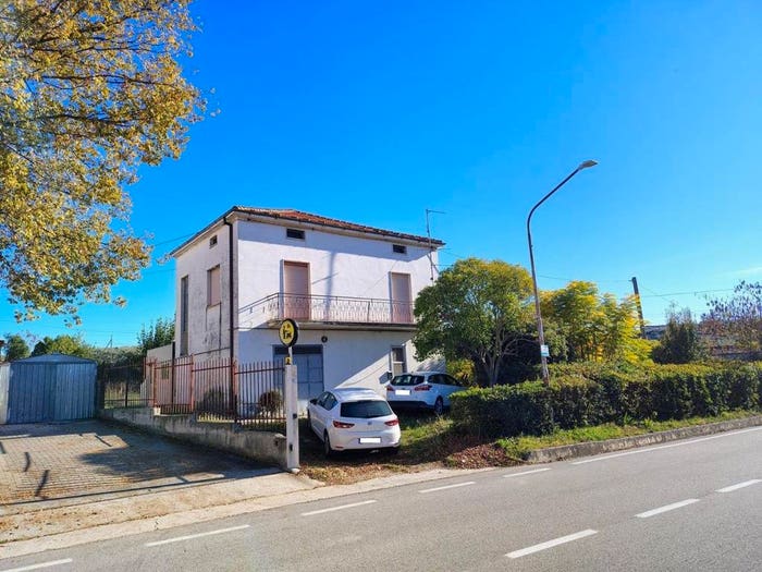 Casa quadrilocale in vendita in Via Santa Lucia, Sant'Eusanio del Sangro