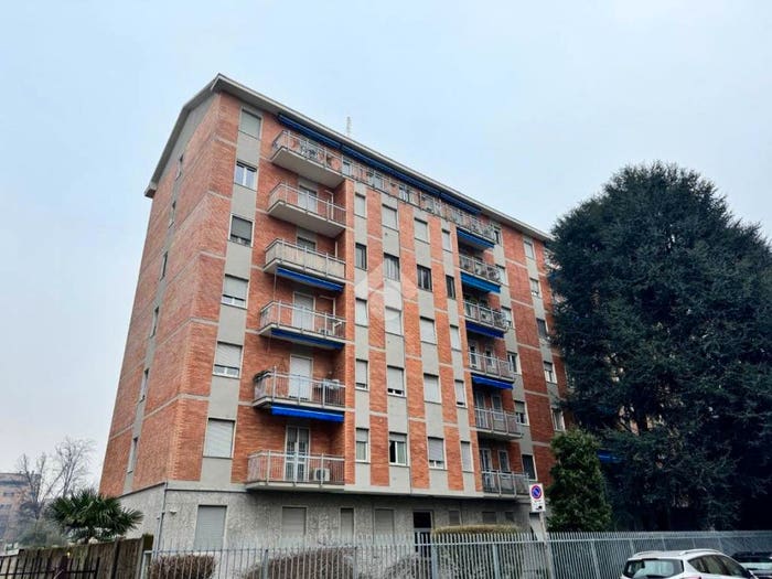 Appartamento quadrilocale in vendita in Via Dario Niccodemi, San Giuseppe, Monza