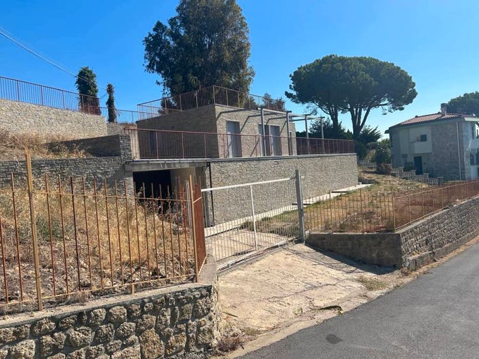 Casa con 5 locali in vendita in Via Conca Verde, Due Strade, Bordighera