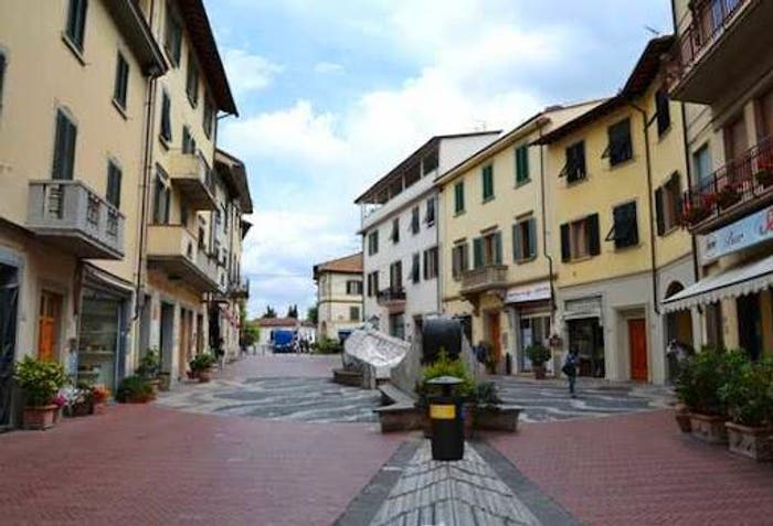 Appartamento trilocale in vendita in Via Giuseppe Garibaldi, Centro, Montelupo Fiorentino