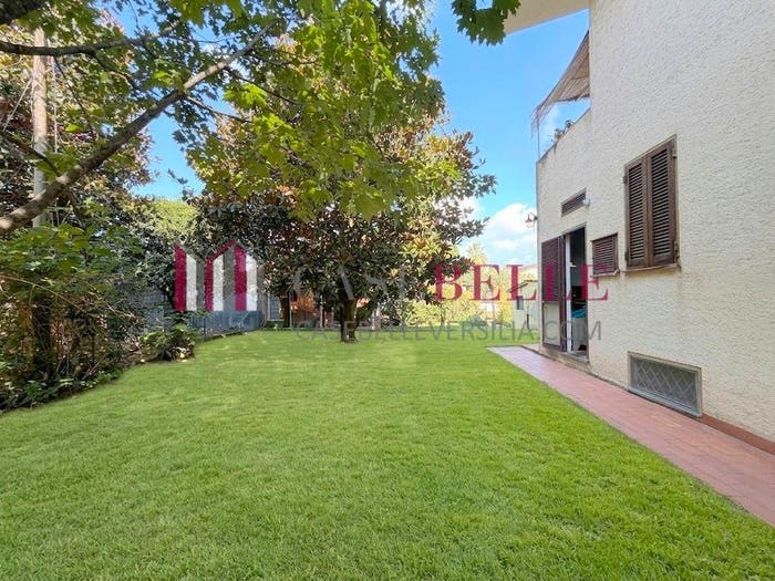 Casa con 6 locali in vendita in Via Fillungo, Capezzano Pianore, Camaiore