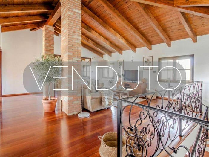 Casa con 5 locali in vendita in Via Alessandro Manzoni, Crescentino