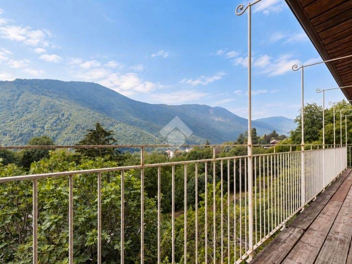 Appartamento trilocale in vendita in Via Giordanotti, Centro, Torre Pellice