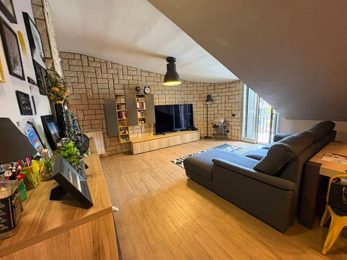 Appartamento trilocale in vendita in Via Vittorio Emanuele III, Centro, Casalnuovo di Napoli