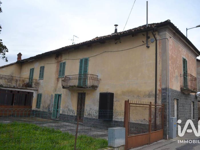 Casa con 6 locali in vendita in Via MULINO VECCHIO, Centro, Guarene