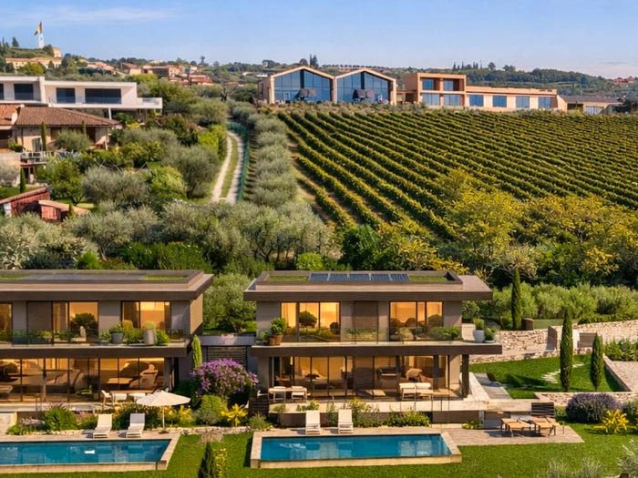 Casa con 5 locali in vendita in Via Peschiera, Bardolino