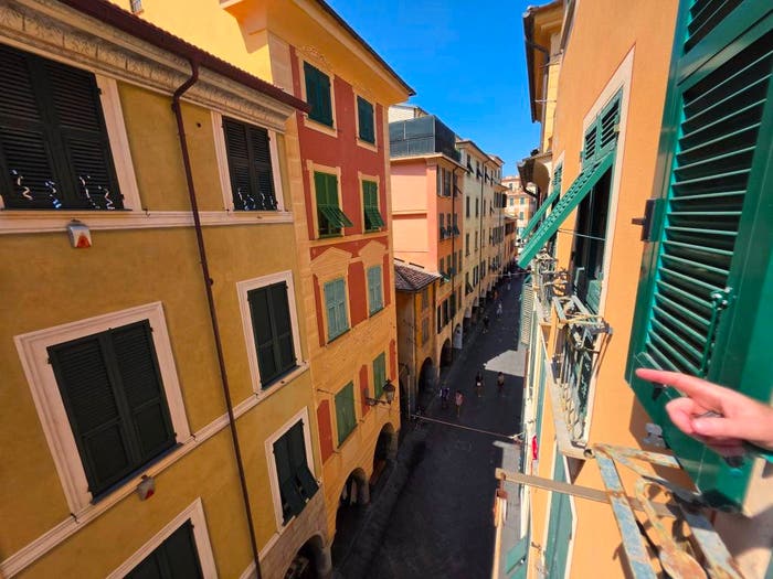 Appartamento trilocale in vendita in Via Vittorio Veneto, Centro Storico, Chiavari