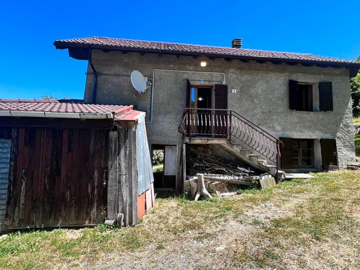 Casa quadrilocale in vendita in Località Miera, Sassello