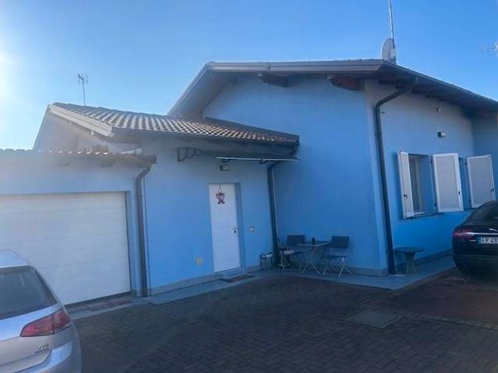 Casa trilocale in vendita in Via Giuseppe Mazzini, Centro, Garlasco