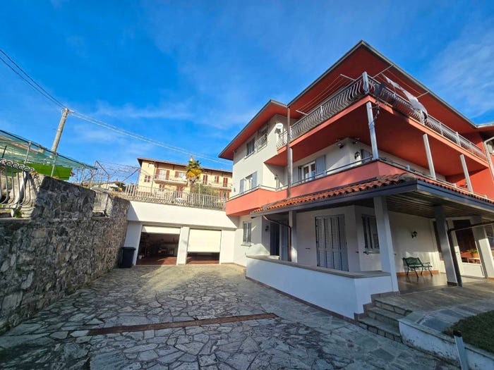 Casa con 6 locali in vendita in Via Foppelle, Centro, Solto Collina