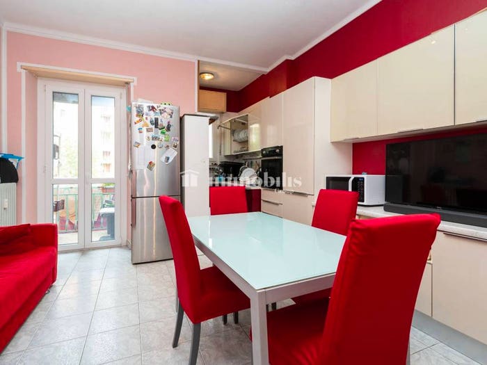 Appartamento trilocale in vendita in Via Cefalonia, Leumann, Collegno