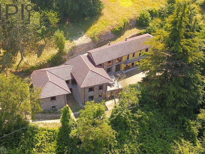 Casa con 6 locali in vendita in regione diotti, Roccaverano