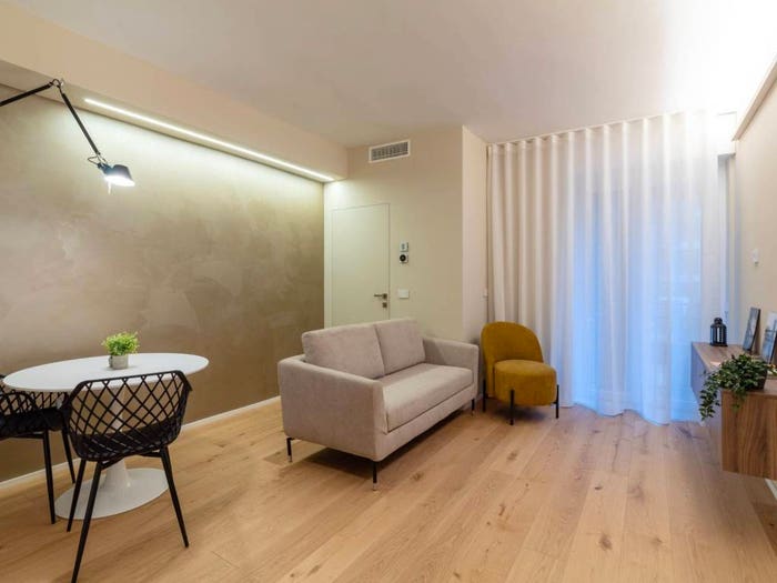 Appartamento trilocale in vendita in Largo Fra' Paolo Bellintani, Porta Venezia, Milano