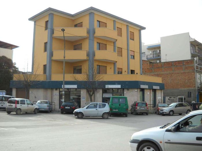 Appartamento quadrilocale in vendita in piazza Ungheria, Centro, Barcellona Pozzo di Gotto