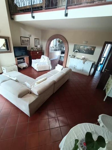 Casa con 6 locali in vendita in Via Egidio Gorra, Stadio, Piacenza