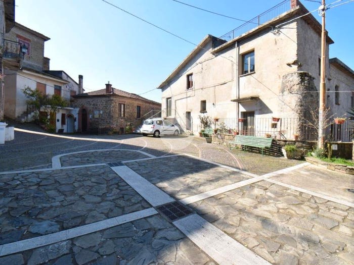 Appartamento quadrilocale in vendita in Contrada Spinelli, Laureana Cilento
