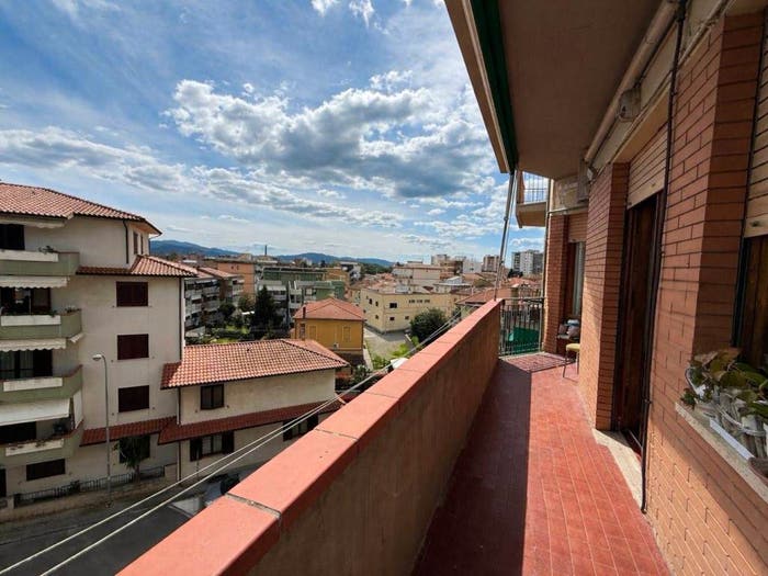 Appartamento quadrilocale in vendita in Centro, Follonica