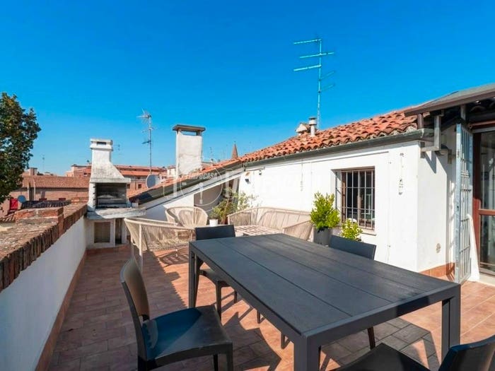Appartamento trilocale in vendita in Via Boccacanale di Santo Stefano, Centro Storico, Ferrara