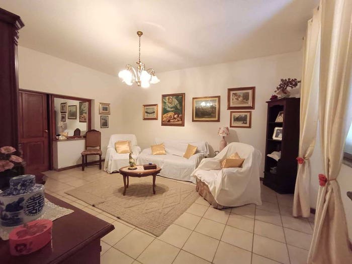 Casa con 5 locali in vendita in via Armando Diaz, San Simplicio, Olbia
