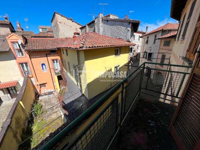 Casa quadrilocale in vendita in Via Borghetto, Centro, Rocca Grimalda