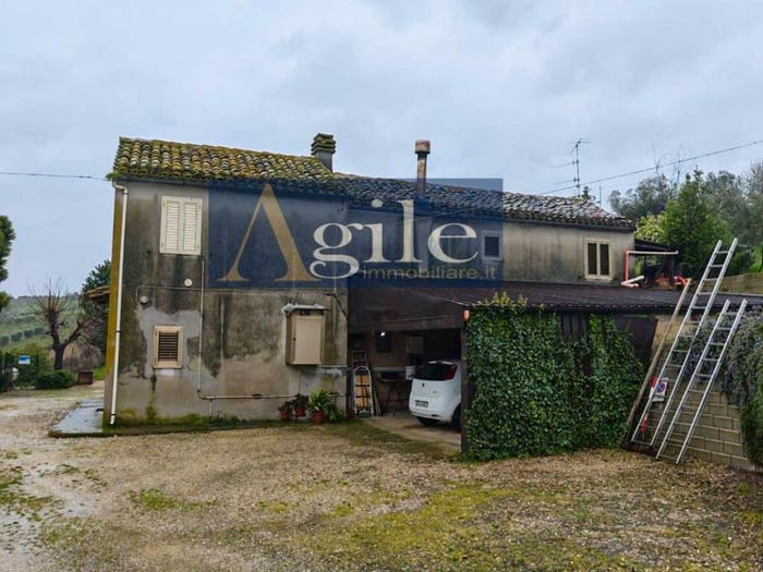 Appartamento con 6 locali in vendita in contrada lava, Offida