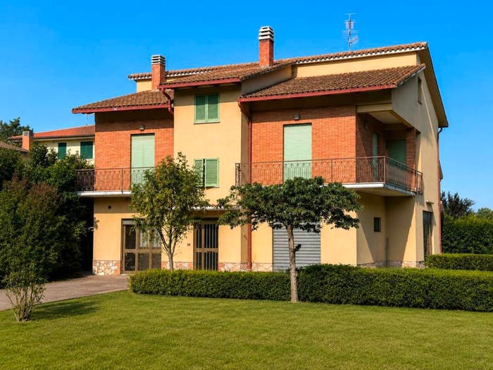 Casa con 6 locali in vendita in via Vecchia Flaminia, Centro, Massa Martana
