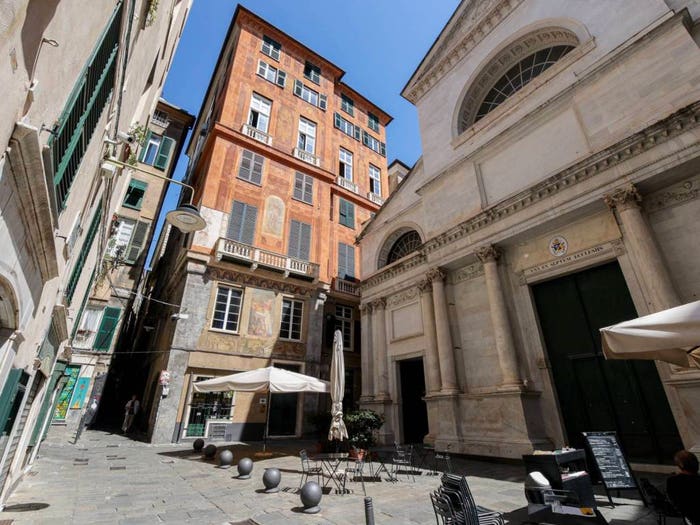 Appartamento quadrilocale in vendita in Caricamento, Genova