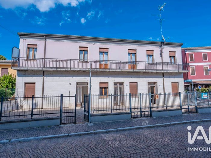 Casa con 6 locali in vendita in Via Giuseppe Verdi, Ariano, Ariano nel Polesine
