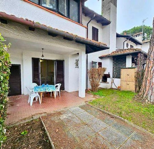 Casa trilocale in vendita in Viale Francia, Lido delle Nazioni, Comacchio