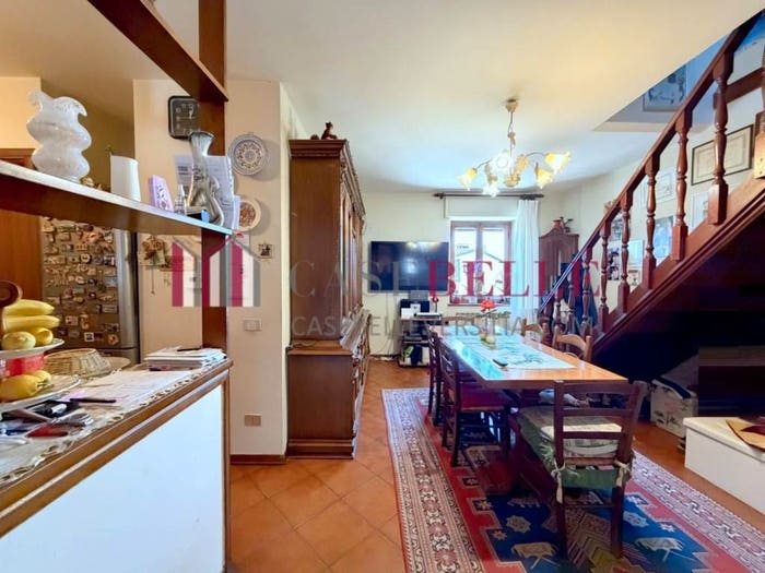 Casa quadrilocale in vendita in Via di Coli e Spezi, Pian del Quercione Montramito, Massarosa