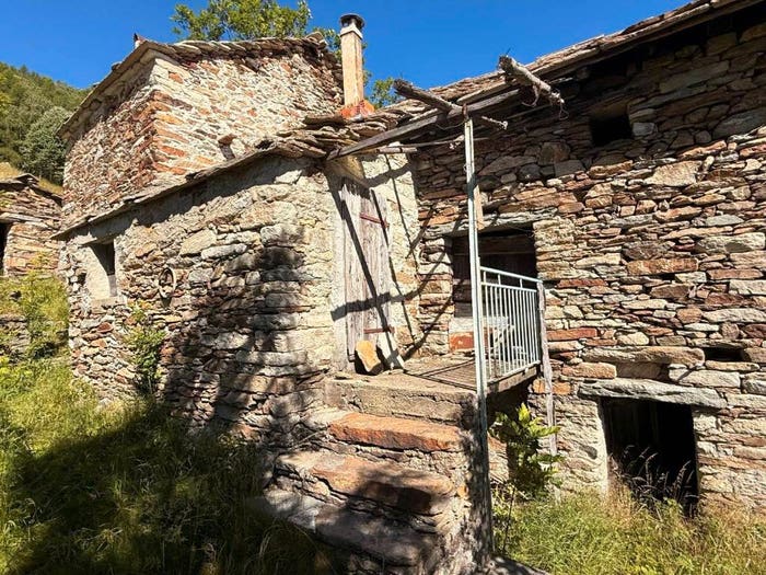 Casa con 6 locali in vendita in Regione Scalaro, Quincinetto
